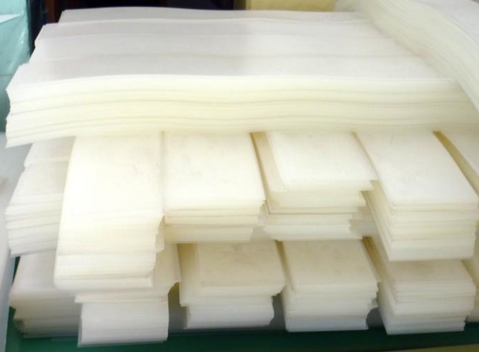 厦芝精密聚焦微型钻针的研发、生产与销售