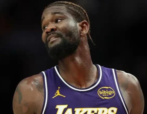 湖人惨败雷霆遭遇43分屠杀 东契奇伤退季后赛前