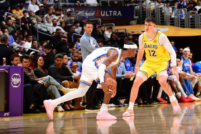 雷霆大胜残阵湖人豪取6连胜