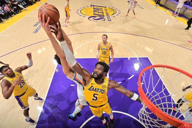 雷霆大胜残阵湖人豪取6连胜